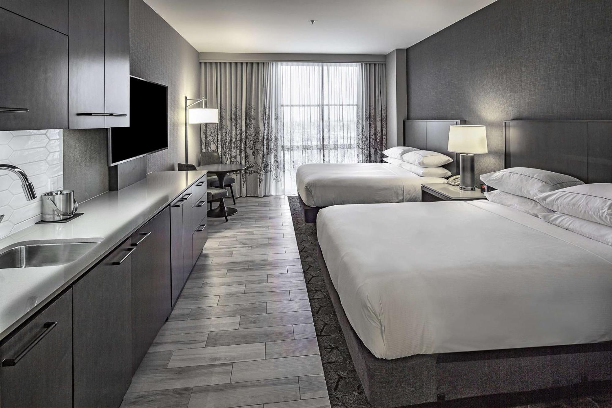 Hotel Doubletree By Hilton Modesto