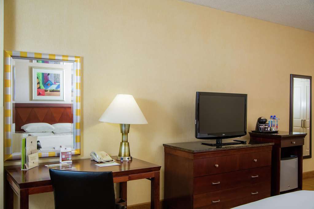 Doubletree By Hilton Modesto